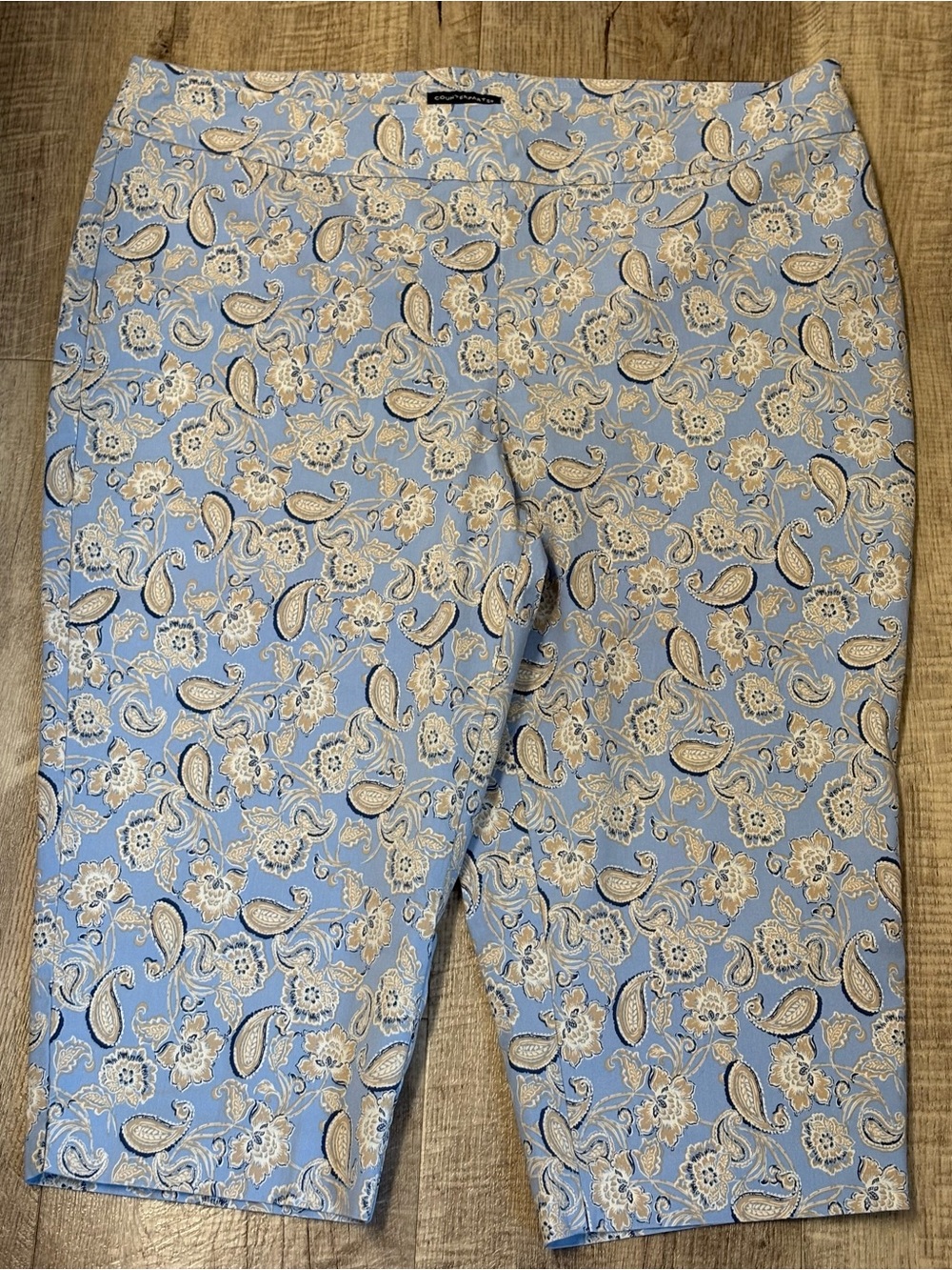 Light Blue Paisley-Print Ladies Capris